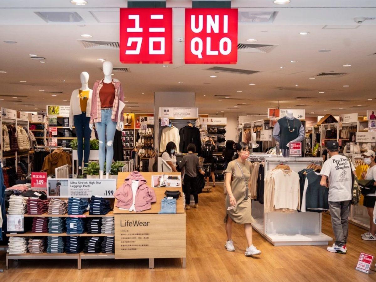 Uniqlo - shop quần jean nam tại Hà Nội uy tín