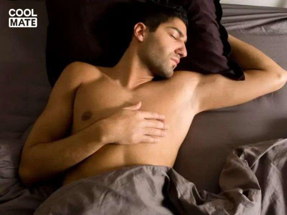 Cởi bỏ lớp đồ lót khi ngủ mang lại cảm giác thoải mái
