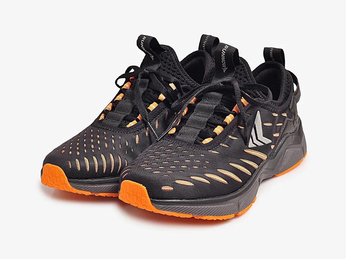 Bitis Hunter Running