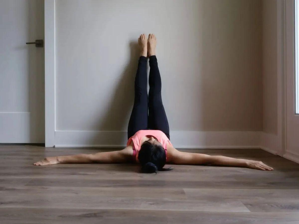 Nên chọn khu vực tập luyện rộng rãi, tường phẳng và không có vật cản