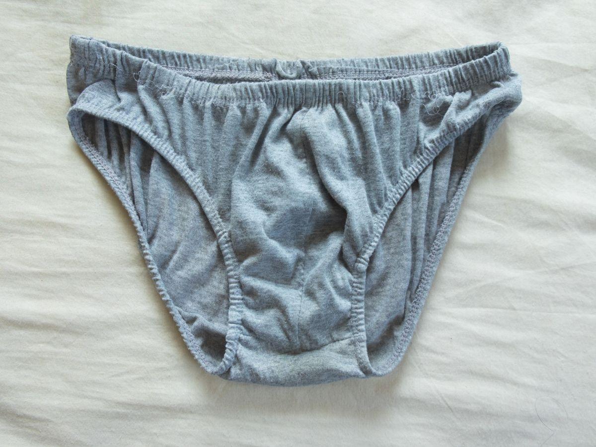 Quần briefs (tam giác)
