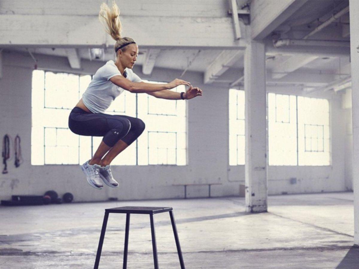 Bài tập Standing Jumps giúp đốt cháy calo hiệu quả