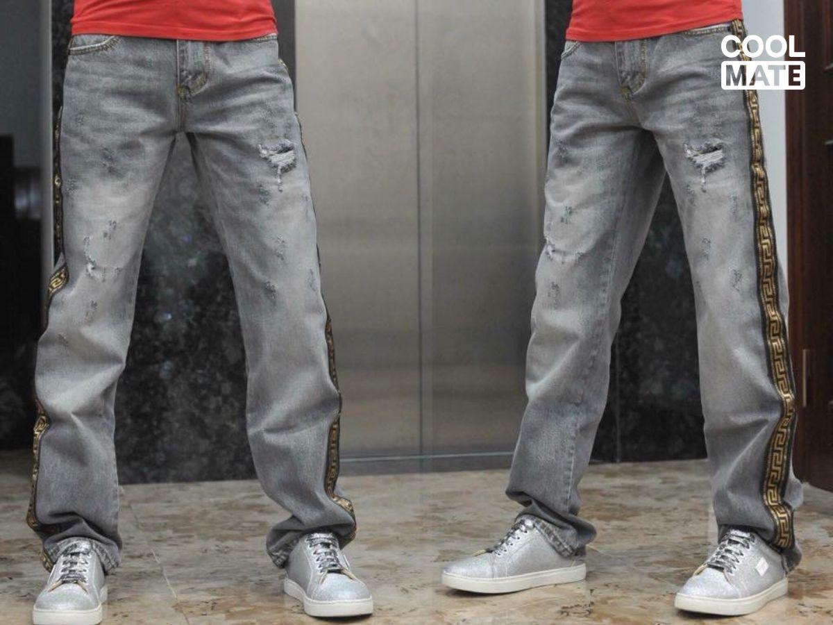 Jeans Versace với phong cách sang trọng, xa hoa.