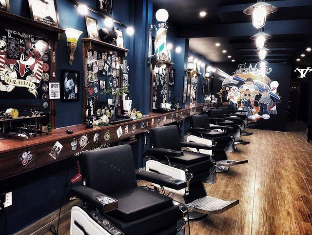 Ly The Barber