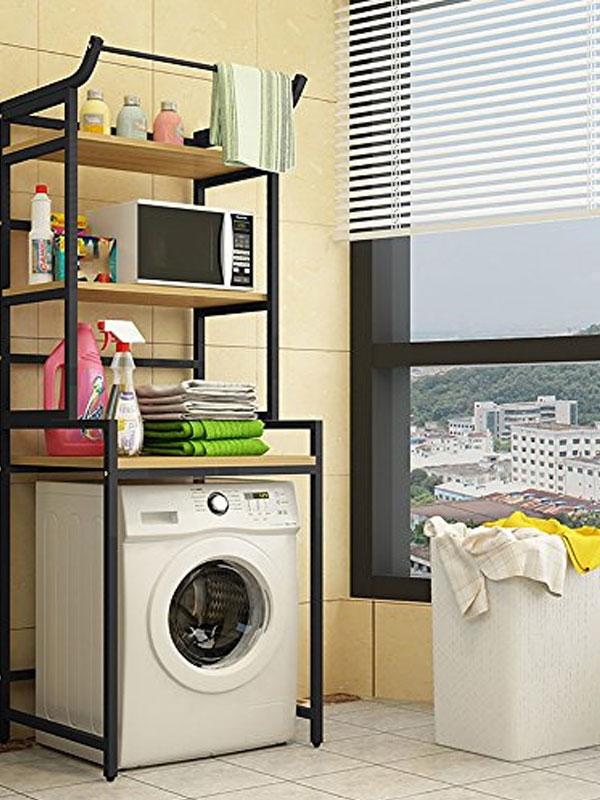 Lắp lưới ngoài ban công chắn bớt nắng và côn trùng