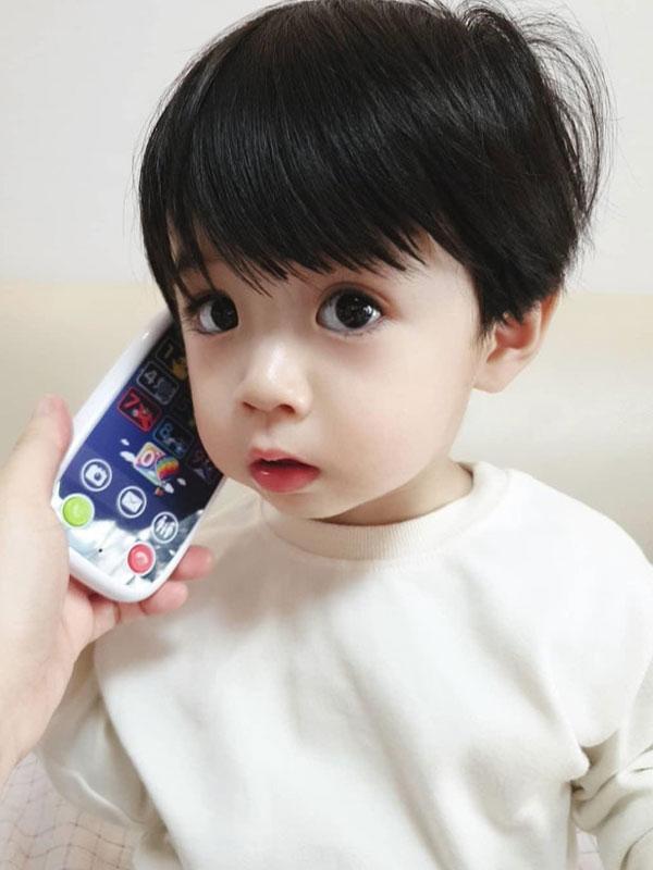 Chọn thời điểm phù hợp để bé hợp tác khi cắt tóc