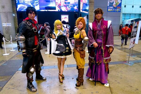 Cosplayers tại Jump Festa