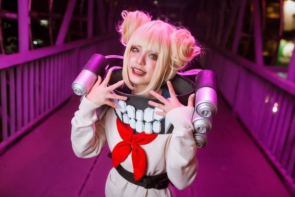 Cosplay nhân vật Toga Himiko