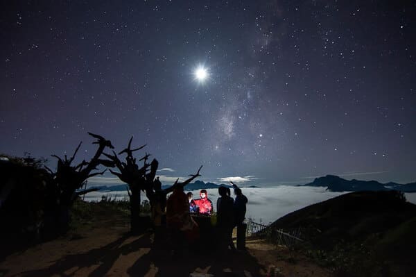 trekking-lao-than