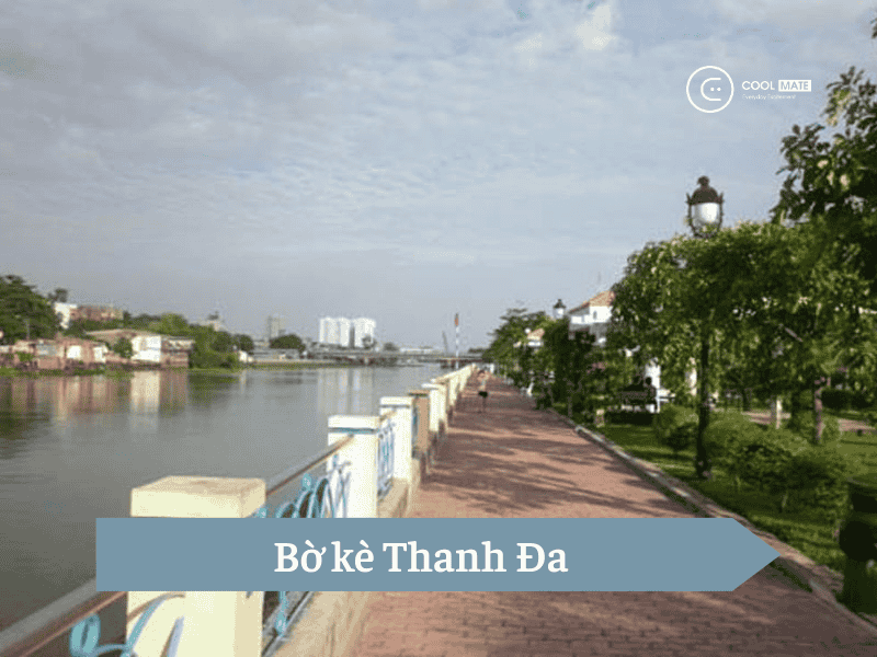 Bờ kè Thanh Đa - Công viên Tầm Vu thích hợp chạy cự ly ngắn 