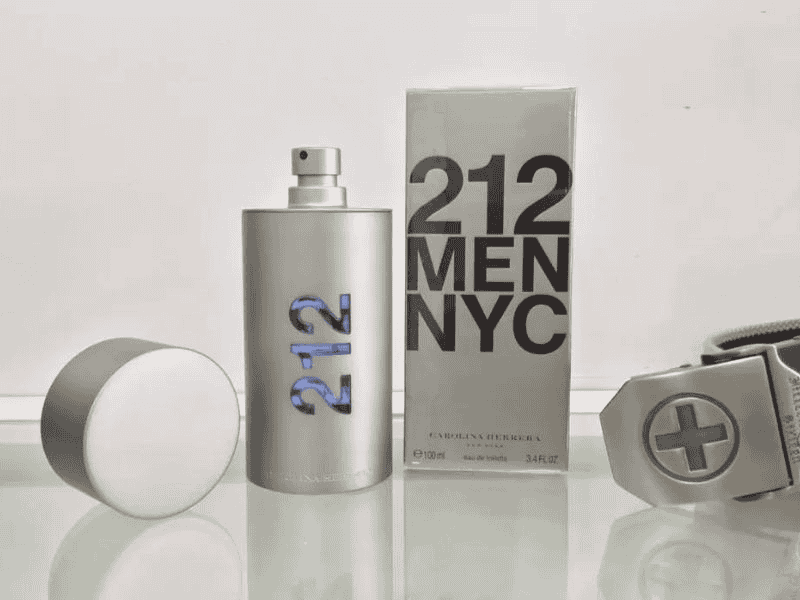 Carolina Herrera 212 NYC Men - Hương thơm lạ lùng khó cưỡng