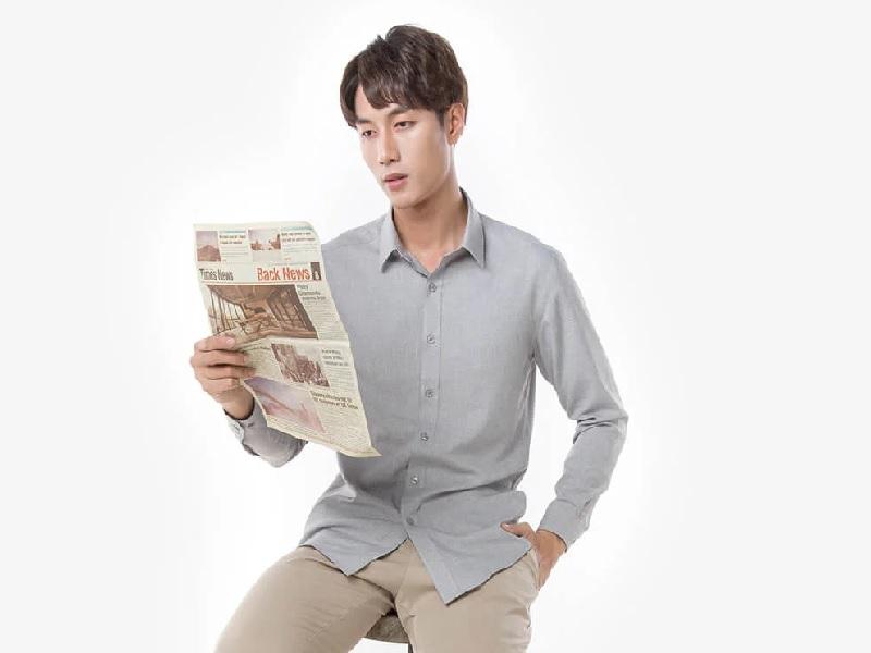 Áo sơ mi lịch lãm với quần kaki hoặc quần lửng