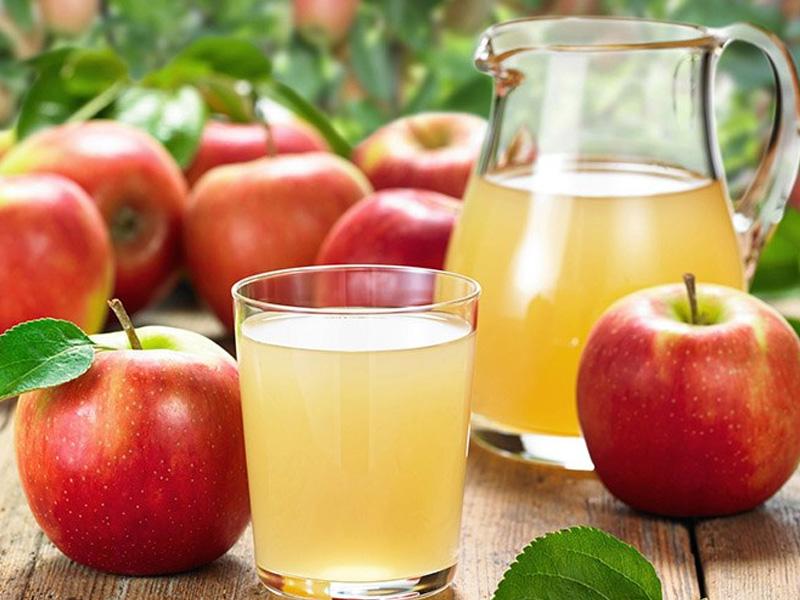 Nước ép táo