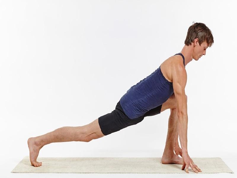 Tư thế Low Lunge