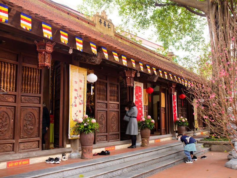 di-le-chua-dau-nam-can-chuan-bi-nhung-gi-3806