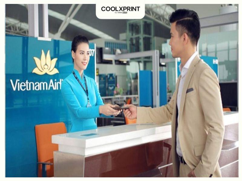 dong-phuc-vietnam-airline-thay-doi-qua-tung-thoi-ky-nhu-the-nao-4044