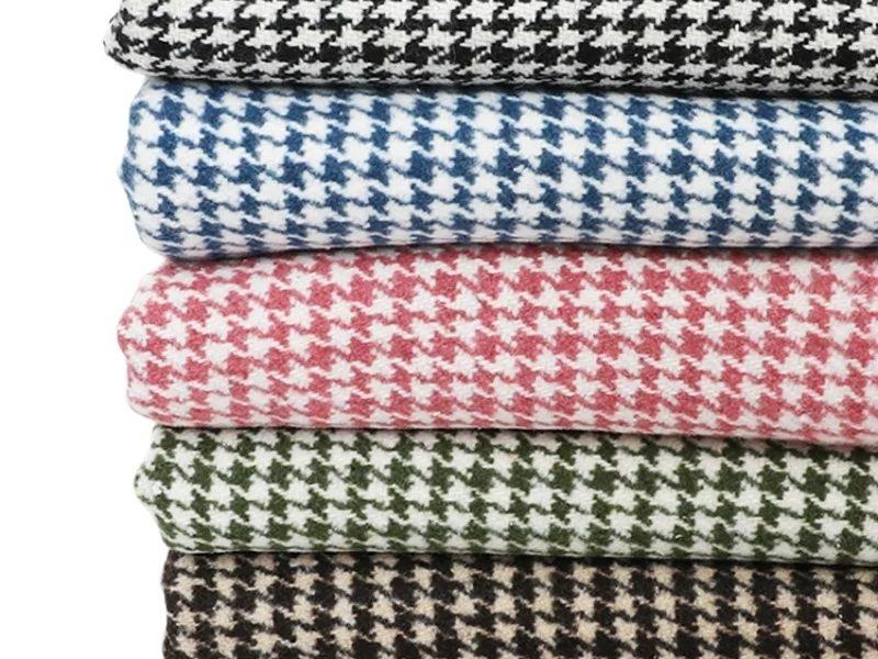 Sự phát triển của hoa văn răng sói