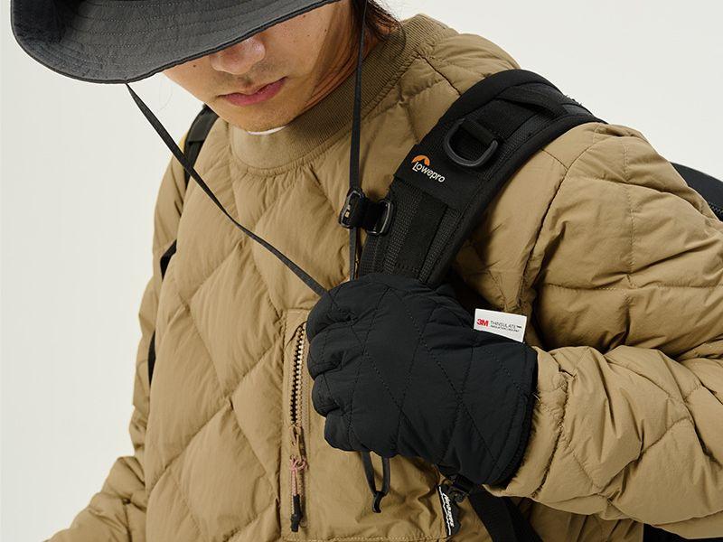 Găng tay là món không thể thiếu khi phối đồ đi leo núi