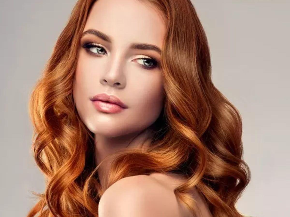 Nhấn Nhá Tone Nâu Đỏ Ấm Áp Cùng Chút Nhũ Vàng Đồng