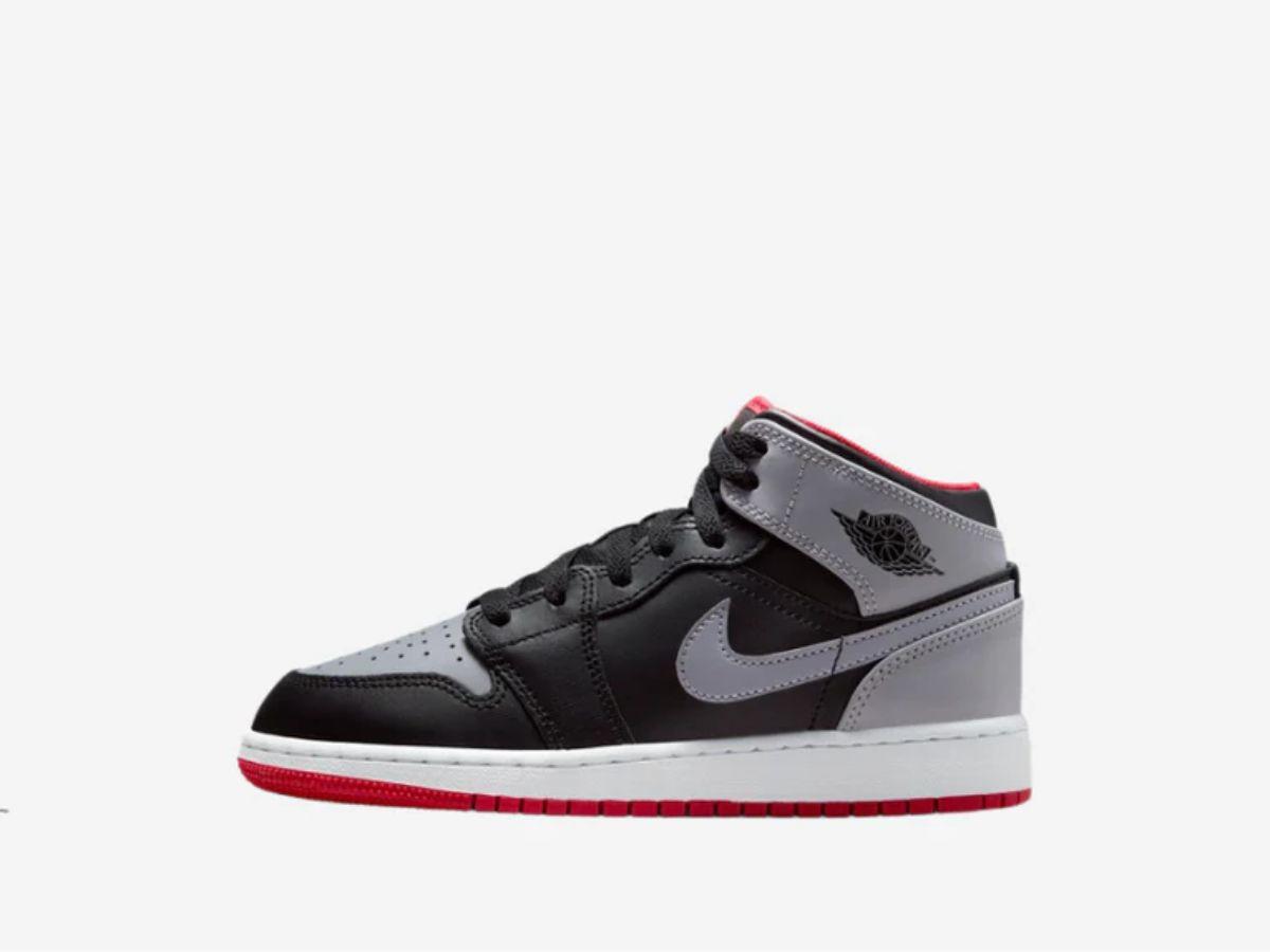 Nike Air Jordan 1 (AJ1)