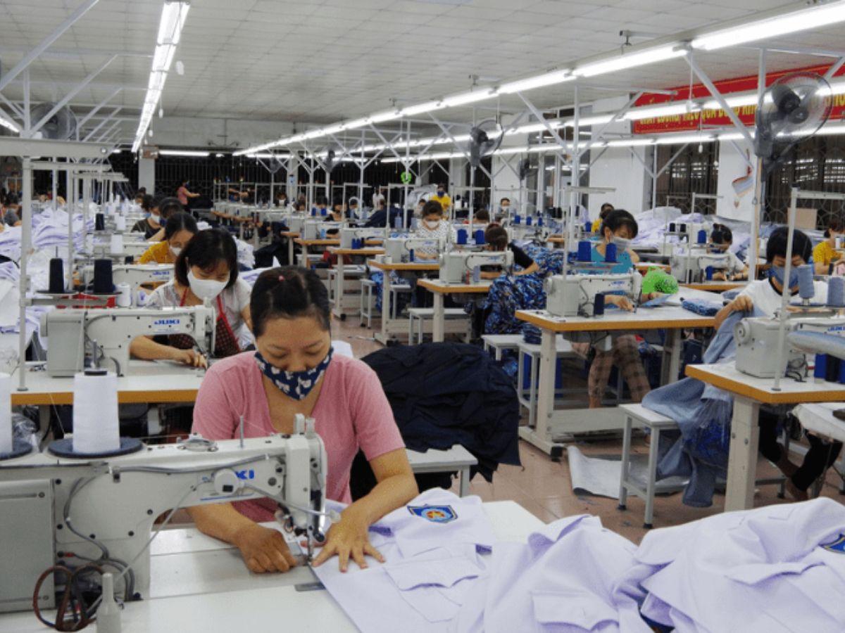 Trên thị trường có nhiều xưởng may áo polo uy tín