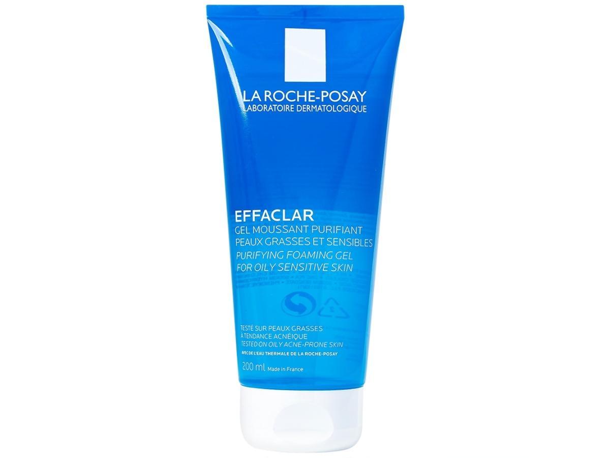 La Roche-Posay Effaclar Purifying Foaming Gel l&agrave; loại sữa rửa mặt nam kiểm so&aacute;t dầu thừa