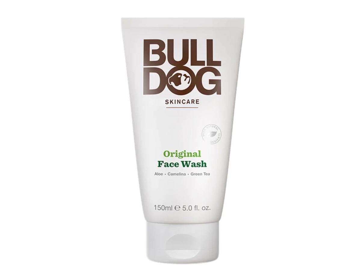 Bulldog Original Face Wash nổi tiếng với c&ocirc;ng thức l&agrave;m sạch tự nhi&ecirc;n
