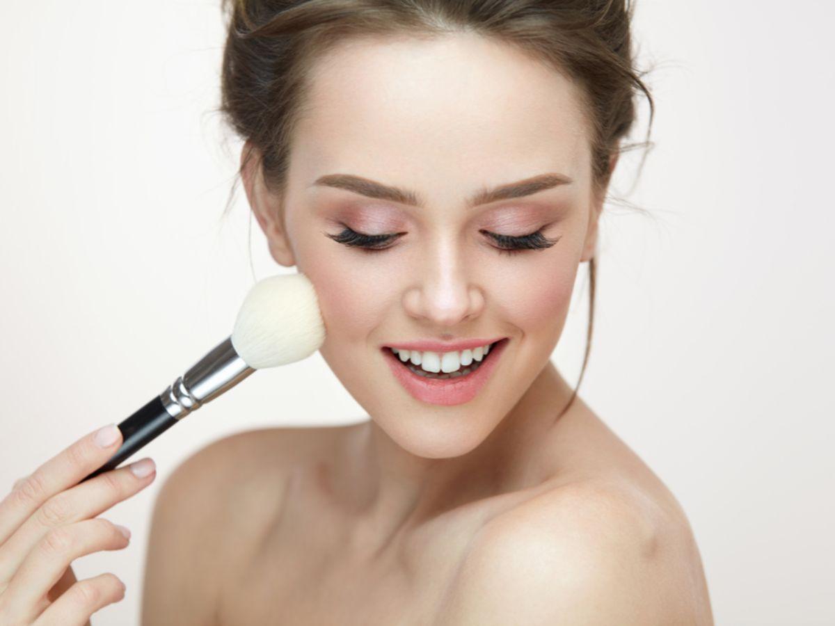 Không bắt buộc phải dùng kem nền nếu bạn ưu tiên sự đơn giản