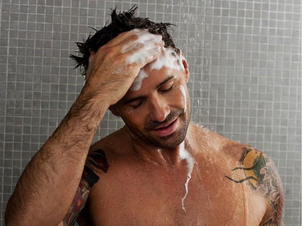 Cách Gội Sạch Pomade Gốc Dầu 