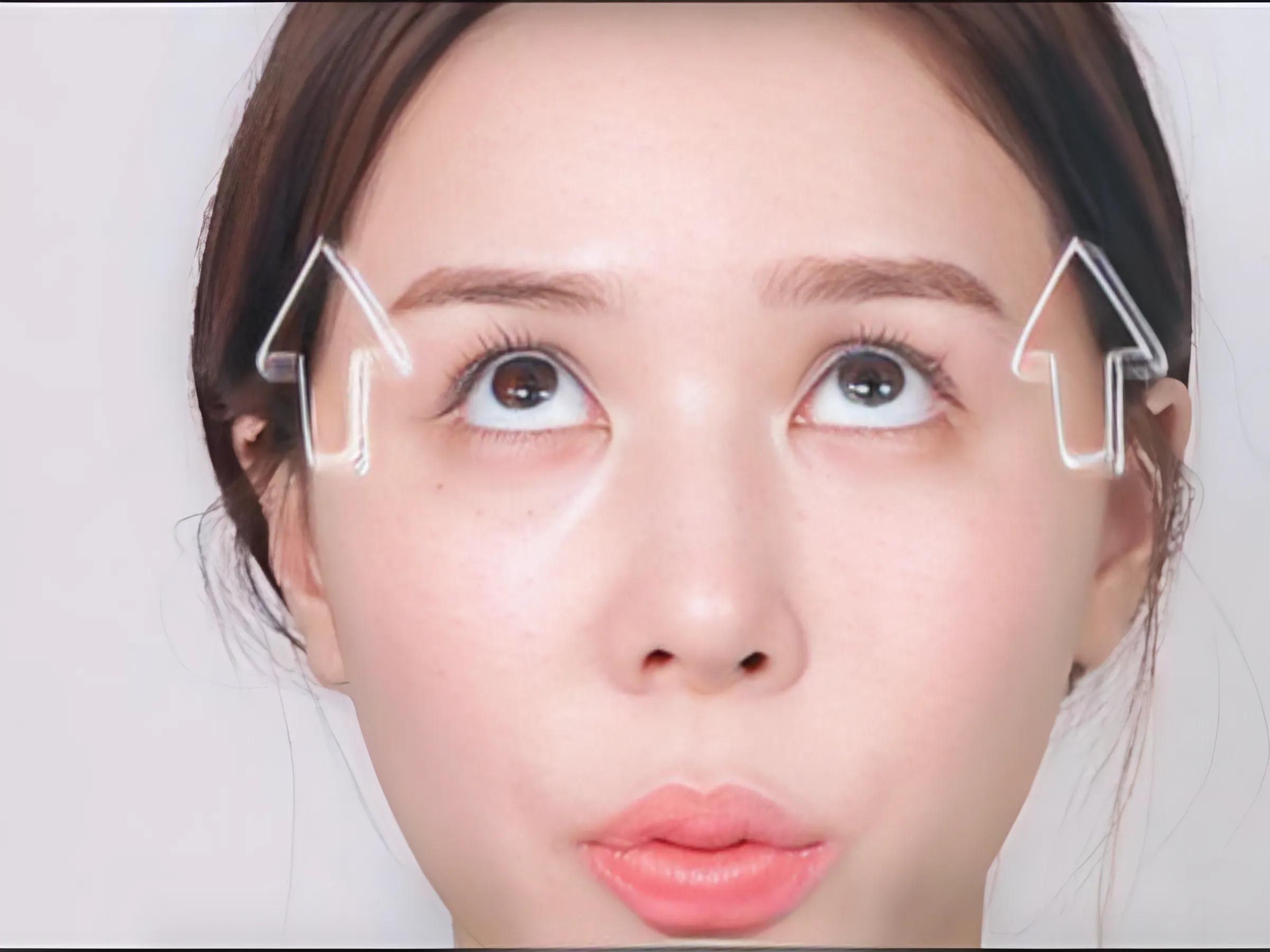 Bài tập cơ mắt liệu có luyện ra bọng mắt không?