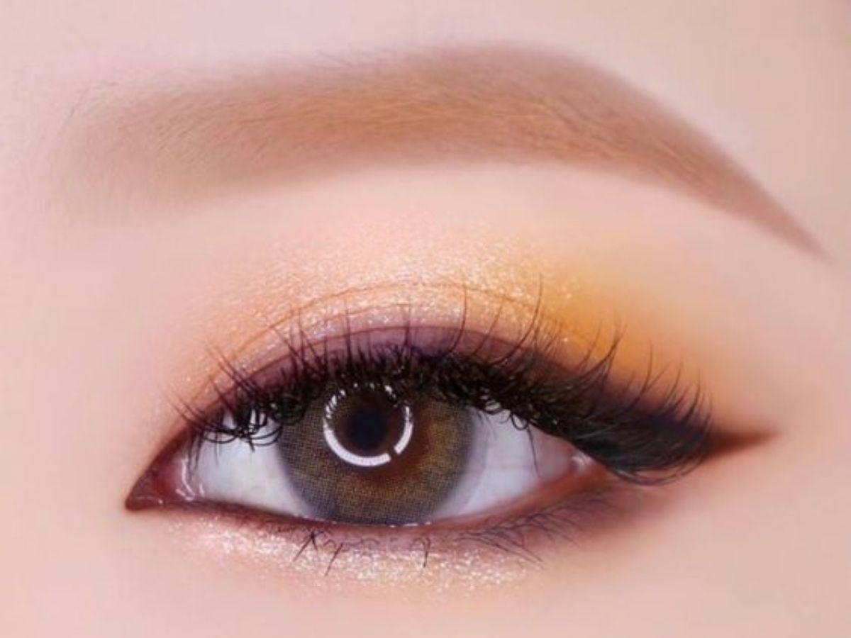 Kẻ mắt chì cho hiệu ứng tan không bị sắc nét 