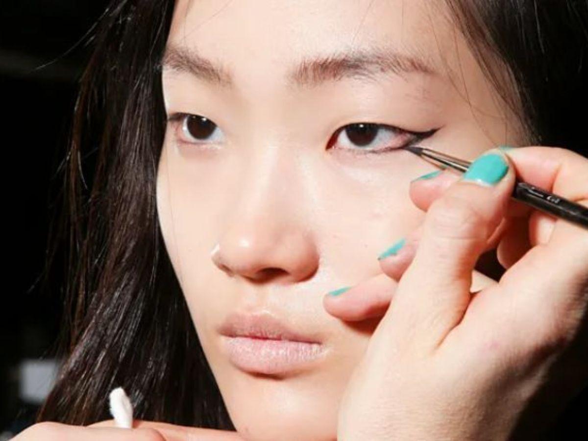 Kẻ viền mắt dưới trong mắt có chiều sâu hơn