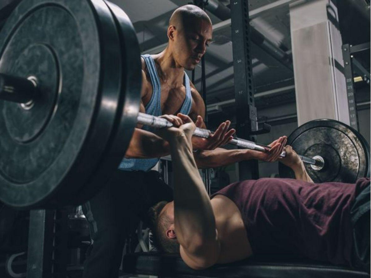 Bài tập Bench Press cho nam