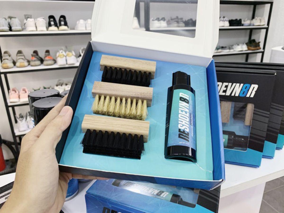 Bộ dụng cụ làm sạch giày chuyên dụng