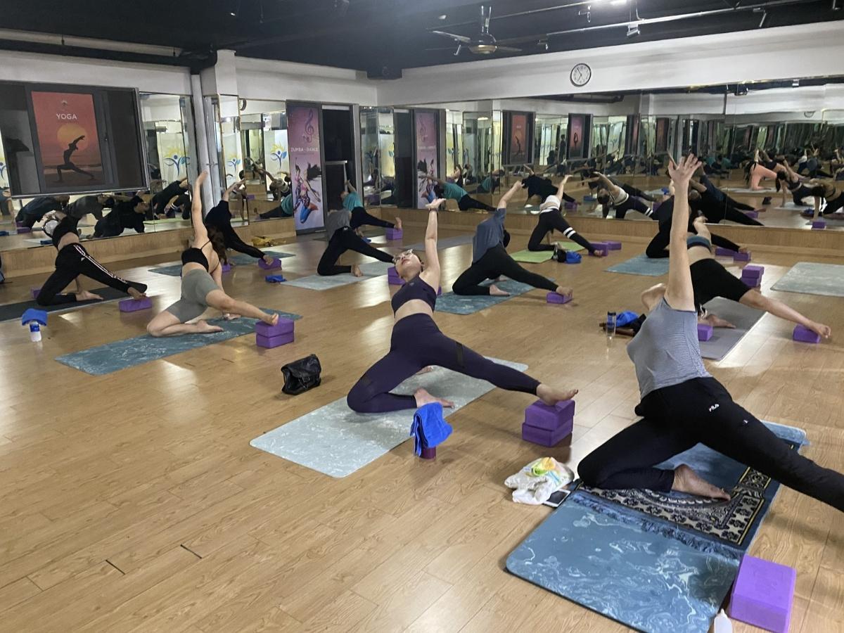 Yoga & Spa Kim Hoa cung cấp các loại hình lớp học yoga linh hoạt 