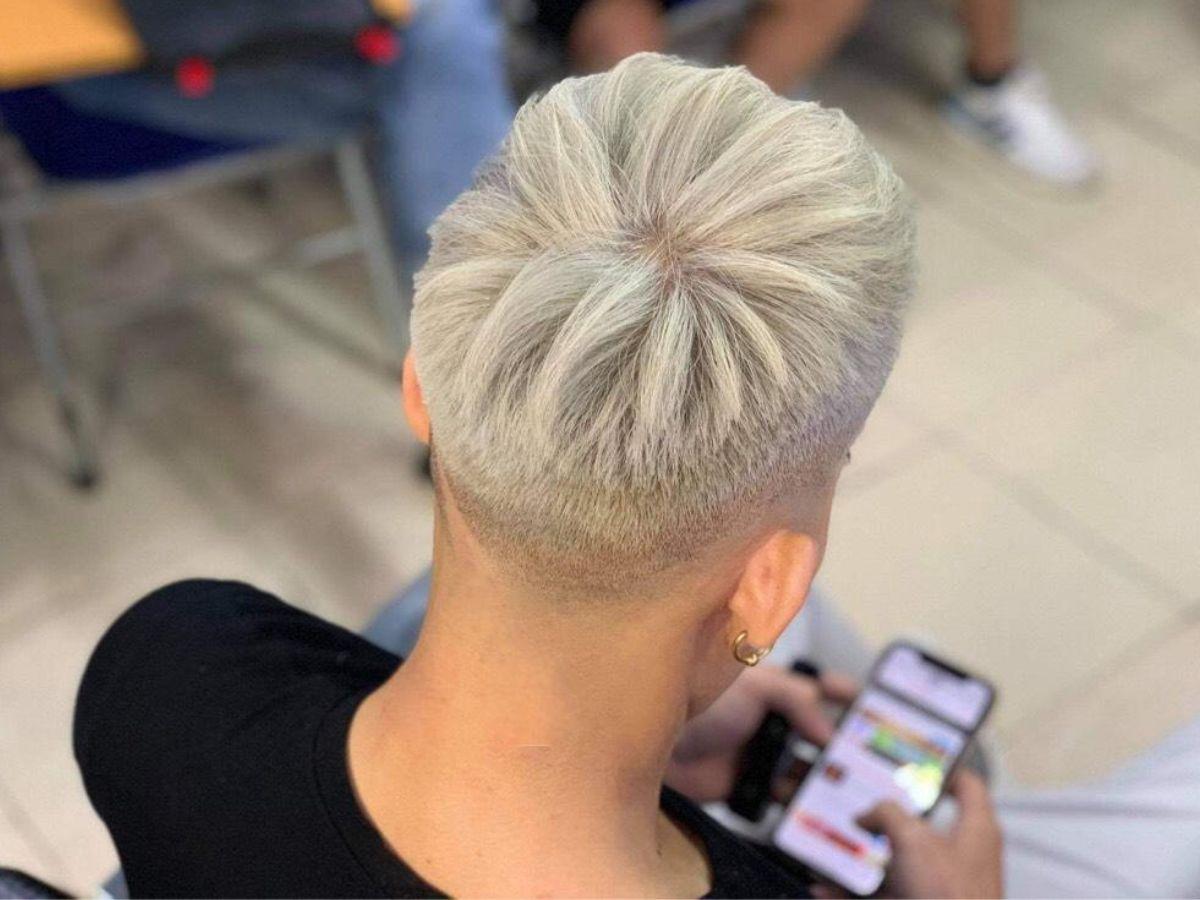 Tẩy tóc có gây hại cho tóc và da đầu nếu tần suất thực hiện thường xuyên