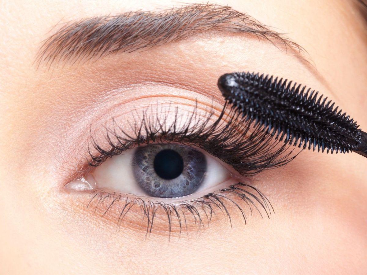 Mascara giúp đôi mắt to tròn và sắc sảo hơn