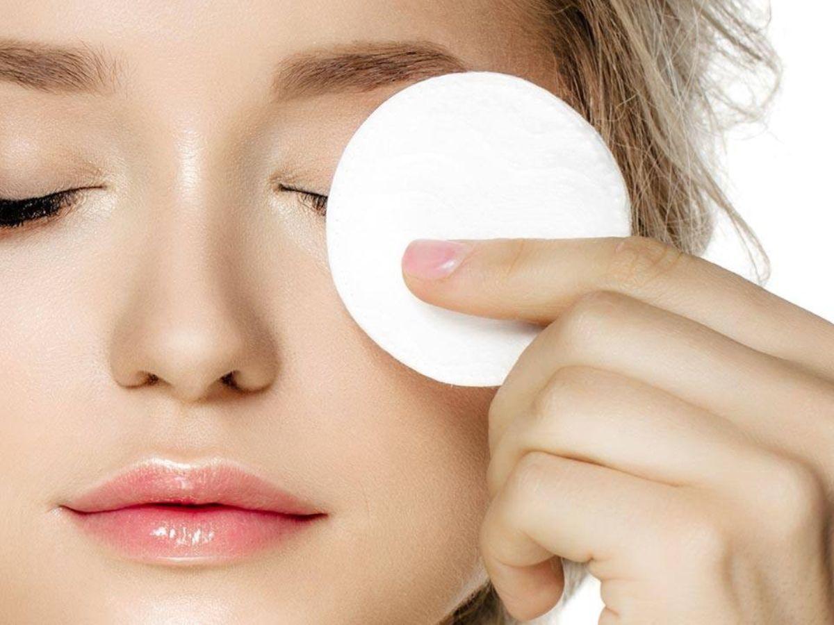 Các loại chì kẻ mắt chống nước thường bền màu nhưng cũng khó tẩy trang hơn bình thường
