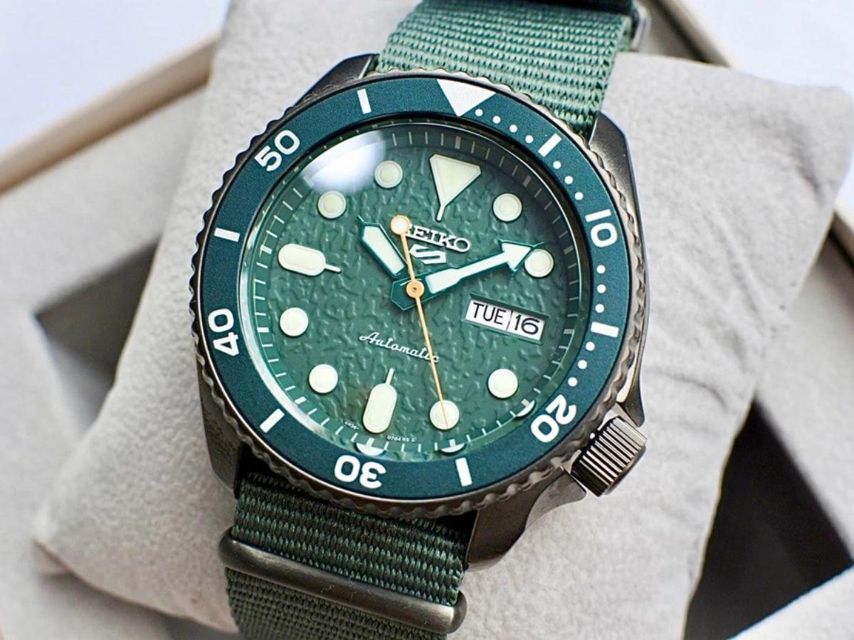 Đồng hồ Seiko nổi tiếng với độ bền cao và công nghệ chất lượng