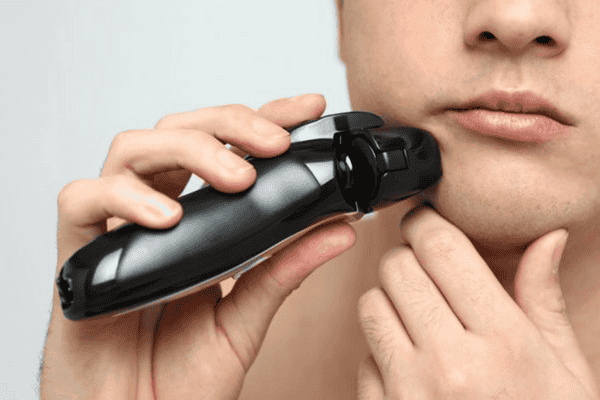 Có sự khác biệt giữa khả năng làm sạch của 2 loại dao cạo.