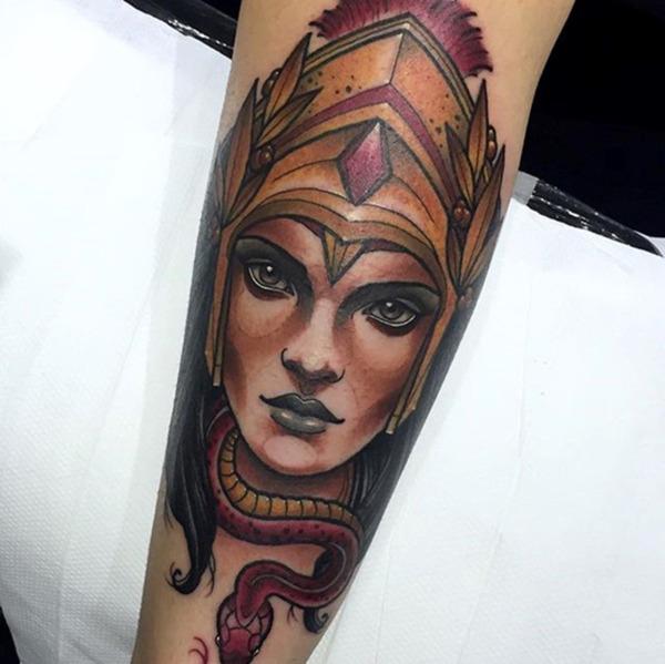 Hình xăm nữ thần Athena mạnh mẽ