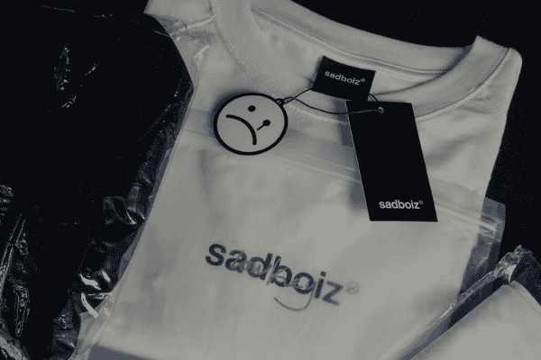 Sản phẩm thời trang của Sadboizaintcry