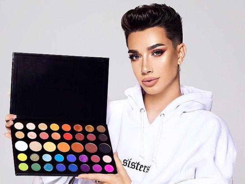 James Charles Dickinson - Blogger làm đẹp nổi tiếng thế giới