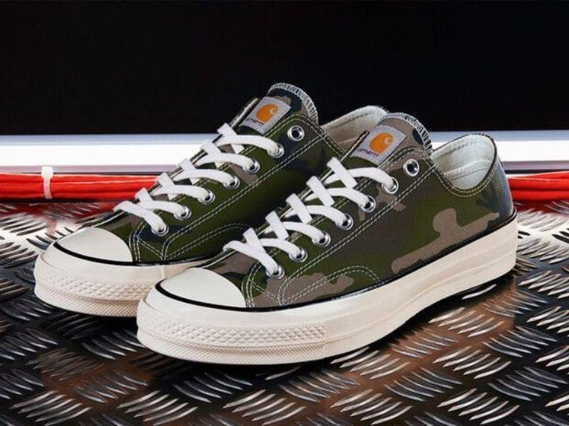 Thắt dây giày Converse kiểu đan xéo 