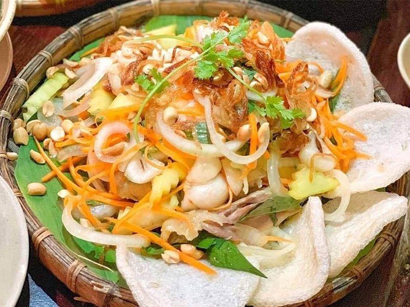 Gỏi gà măng cụt