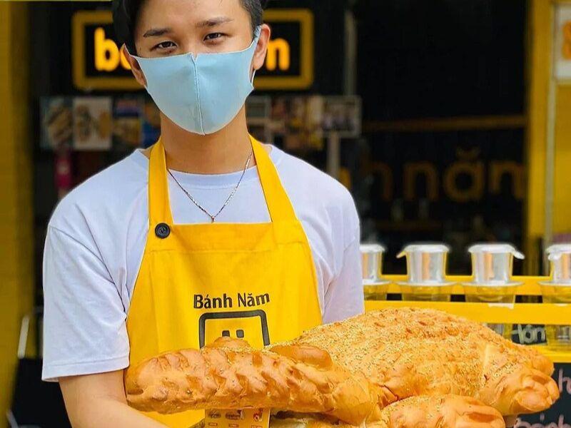 Tạp dề đồng phục màu vàng