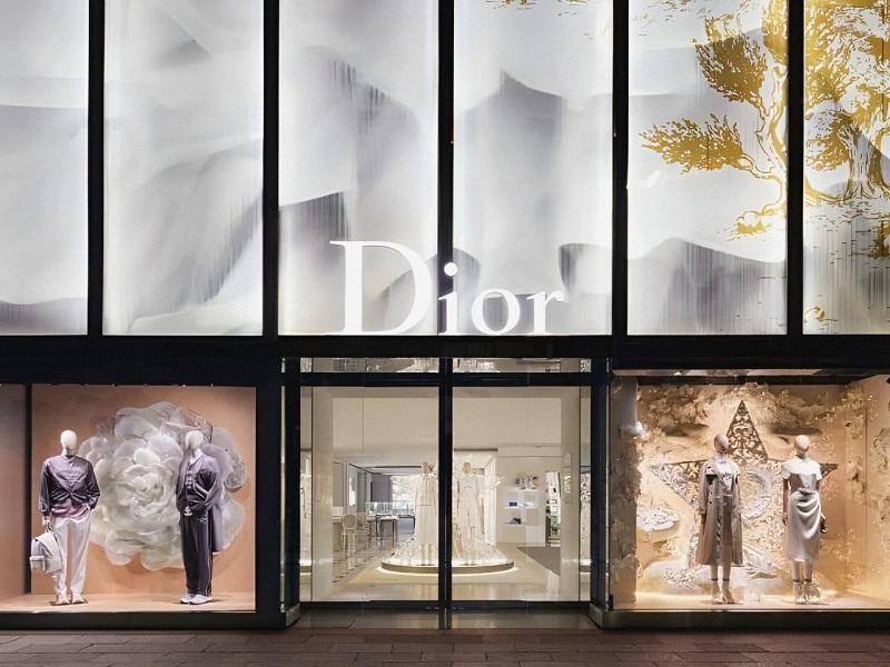 Dior - thương hiệu thời trang nổi tiếng thế giới