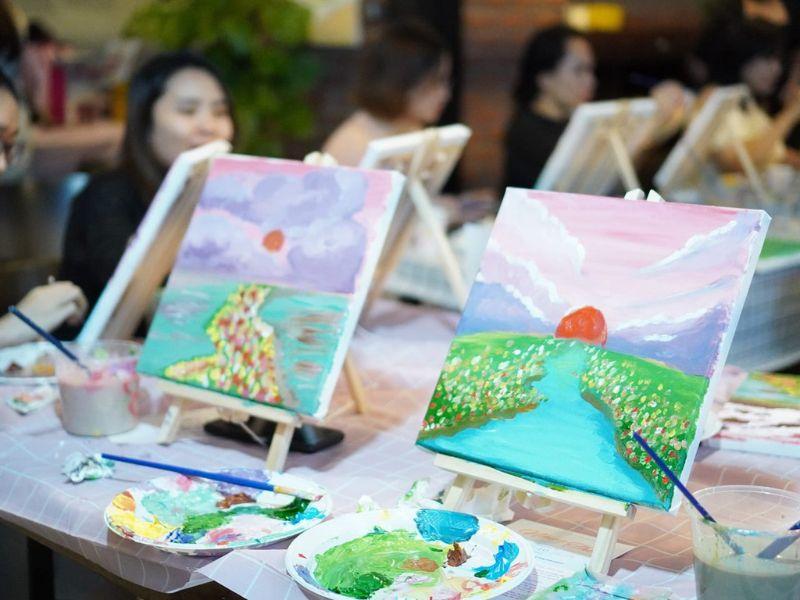 Không gian workshop tại Salut Art