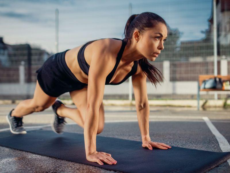 tập mountain climber giảm mỡ đùi