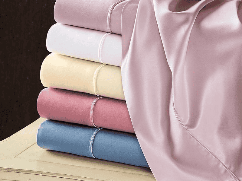 Vải tằm Ý mỏng nhẹ hơn cotton, linen, nhưng không quá mỏng manh, dễ rách.